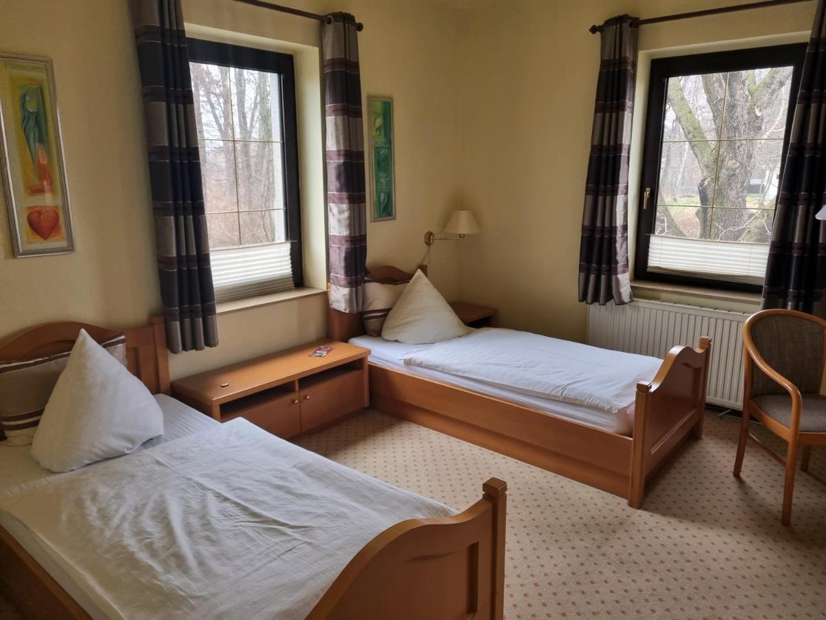 Altes Teichhaus - Pension Ottendorf-Okrilla Luaran gambar